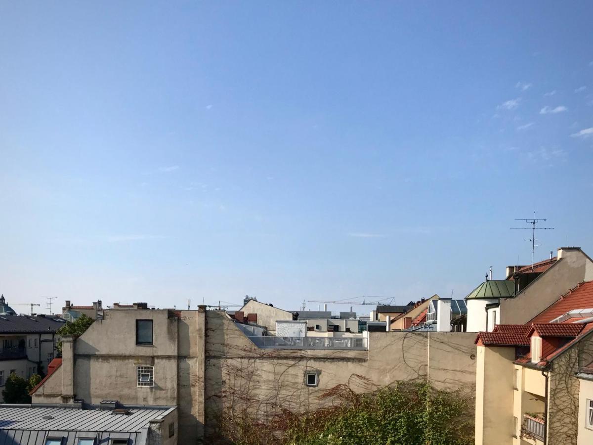 Gemutliches Zuhause Im Dachgeschoss Am Konigsplatz *