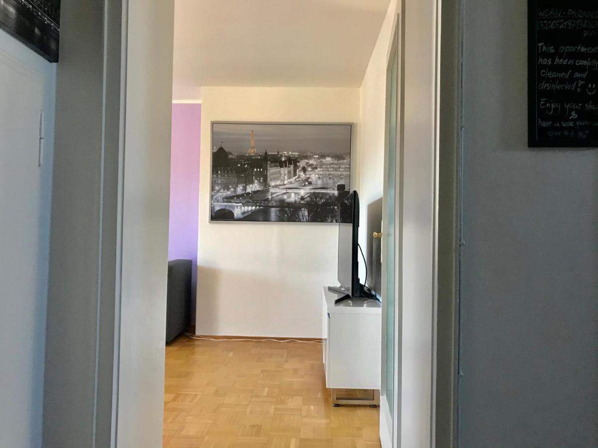 Apartment Gemutliches Zuhause Im Dachgeschoss Am Konigsplatz Munich